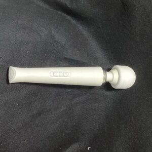 White Back Massager with storage bag NEW